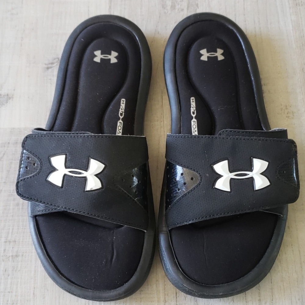 Kids under Armour slides sandals